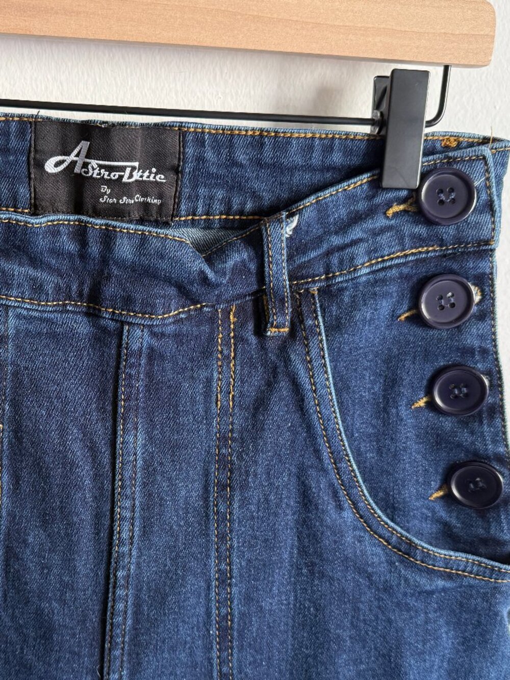 Astro Bettie Midge Button Vintage Style High Rise Jeans Indigo Size 30 EUC - Picture 2 of 10